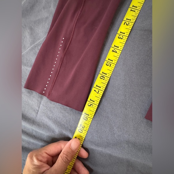 LULULEMON EUC SIZE 4 FAST & FREE CROP II/ Dark adobe - Picture 10 of 11